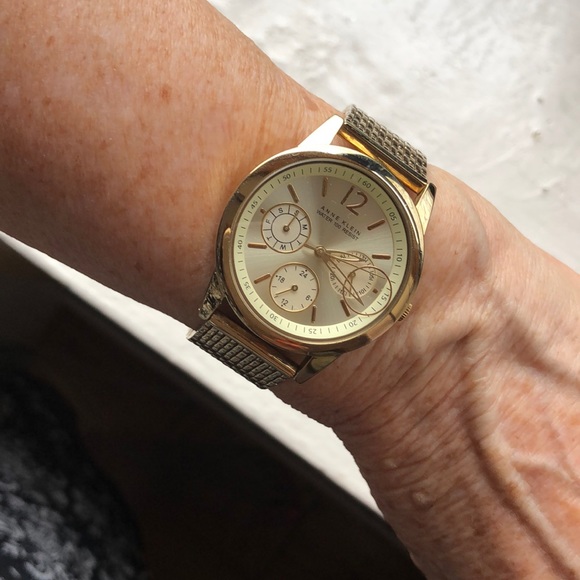 Anne Klein Watch - Picture 2 of 6
